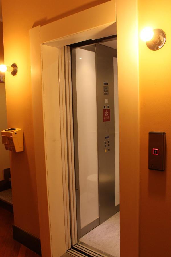 La Gare B&B Fiera Маджента Екстер'єр фото